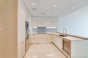 15701 Collins Ave Suite 4401, Sunny Isles Beach, FL 33160, Sold 03/15/21