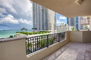 6422 Collins Ave, Miami Beach, FL 33141, Sold 02/04/21