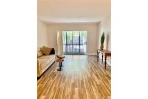 7927 SW 104th St Apt E207, Miami, FL 33156, Sold 12/01/20