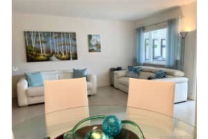 581 Blue Heron Dr, Hallandale Beach, FL 33009, Sold 11/25/20
