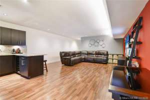 16116 Kilmarnock Dr, Miami Lakes, FL 33014, Sold 12/04/20