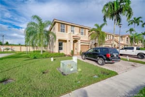 166 Riverwalk Cir, Sunrise, FL 33326, Sold 03/26/21