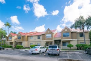 18304 NW 68th Ave, Hialeah, FL 33015, Sold 12/01/20