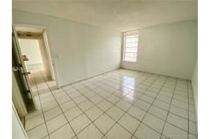 9686 Fontainebleau Blvd, Miami, FL 33172, Sold 12/07/20