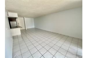 9686 Fontainebleau Blvd, Miami, FL 33172, Sold 12/07/20