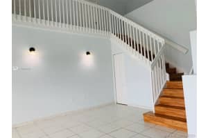 17405 NW 75th Pl, Hialeah, FL 33015, Sold 12/08/20