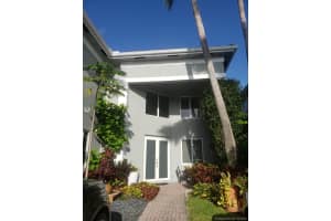 1549 NE 194th St, Miami, FL 33179, Sold 05/05/21