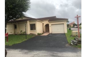 8832 SW 4th Ln, Miami, FL 33174, Sold 02/08/21