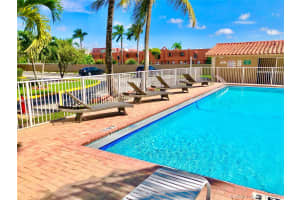 8517 NW 7th St, Miami, FL 33126, Sold 03/04/21