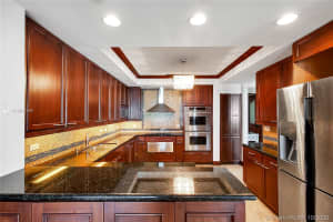 3201 NE 183rd St, Aventura, FL 33160, Sold 09/15/21
