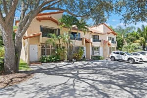 7877 SW 102nd Ln, Miami, FL 33156, Sold 01/26/21