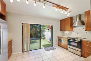 7877 SW 102nd Ln, Miami, FL 33156, Sold 01/26/21