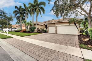 18560 SW 7th St, Pembroke Pines, FL 33029, Sold 11/25/20