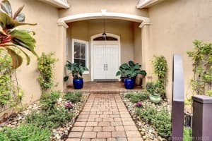 18560 SW 7th St, Pembroke Pines, FL 33029, Sold 11/25/20