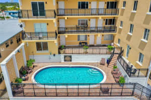 1815 N Surf Rd, Hollywood, FL 33019, Sold 02/10/21