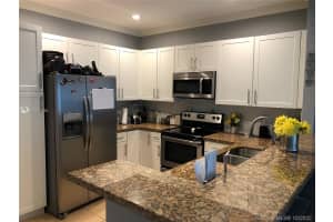 2992 NW 30th Ct, Oakland Park, FL 33311, Sold 12/04/20