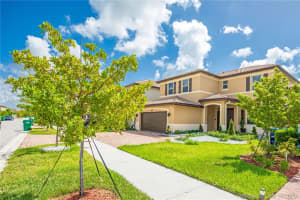 25101 SW 118th Ct, Homestead, FL 33032, Sold 01/08/21