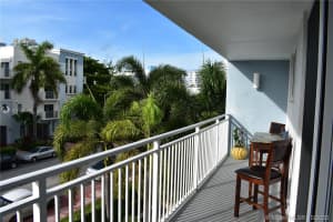 1045 10th St, Miami Beach, FL 33139, Sold 04/28/21