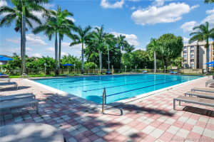 9320 Fontainebleau Blvd, Miami, FL 33172, Sold 12/21/20