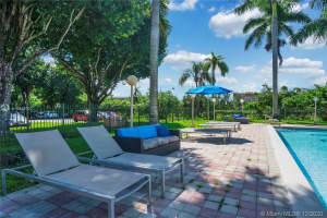 9320 Fontainebleau Blvd, Miami, FL 33172, Sold 12/21/20
