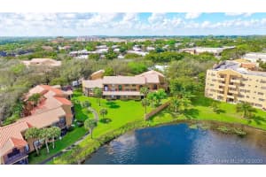 15579 Miami Lakeway N, Miami Lakes, FL 33014, Sold 01/15/21
