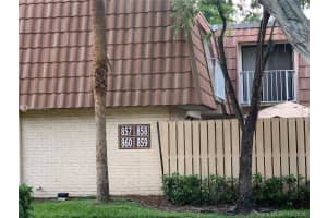860 Blue Ridge Cir, West Palm Beach, FL 33409, Sold 02/23/21