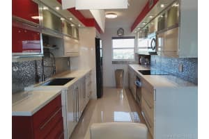 1523 E Hillsboro Blvd, Deerfield Beach, FL 33441, Sold 01/29/21