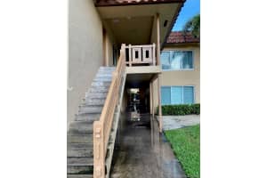 2540 NW 39th Way, Lauderdale Lakes, FL 33311, Sold 02/04/21