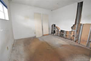 4200 NW 3rd Ct, Plantation, FL 33317, Sold 11/30/20