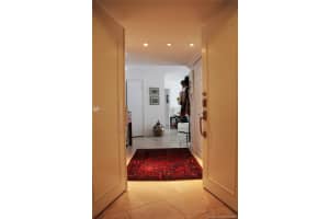 600 Grapetree Dr APT 10DS, Key Biscayne, FL 33149, Sold 07/12/21