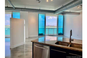 700 NE 25th St, Miami, FL 33137, Sold 05/19/21