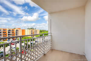 6960 Miami Gardens Dr, Hialeah, FL 33015, Sold 12/31/20