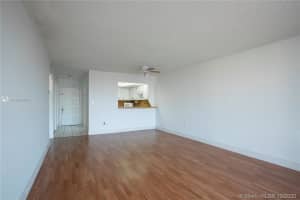 6960 Miami Gardens Dr, Hialeah, FL 33015, Sold 12/31/20