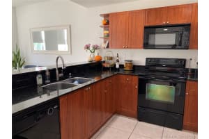 10885 NW 89th Terrace, Doral, FL 33178, Sold 01/01/21