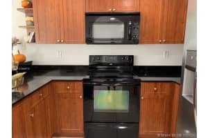 10885 NW 89th Terrace, Doral, FL 33178, Sold 01/01/21