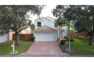 122 Wedgewood Lakes S, Greenacres, FL 33463, Sold 01/13/21
