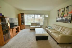 122 Wedgewood Lakes S, Greenacres, FL 33463, Sold 01/13/21