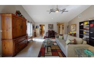 1510 Lakeview Cir, Coral Springs, FL 33071, Sold 12/15/20
