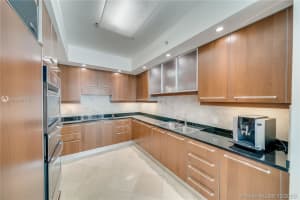 3101 S Ocean Dr, Hallandale Beach, FL 33009, Sold 12/04/20