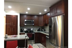 8201 NW 8th St, Miami, FL 33126, Sold 12/23/20
