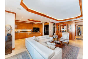 791 Crandon Blvd, Key Biscayne, FL 33149, Sold 07/08/21