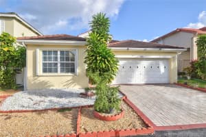 5821 S Sable Cir, Margate, FL 33063, Sold 12/15/20