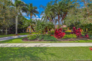 2947 Lake Ridge Ln, Weston, FL 33332, Sold 06/04/21