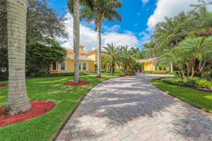2947 Lake Ridge Ln, Weston, FL 33332, Sold 06/04/21