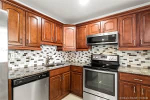 7118 Bonita Dr, Miami Beach, FL 33141, Sold 02/12/21