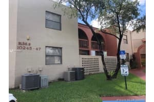 10245 NW 9th St Cir, Miami, FL 33172, Sold 04/09/21