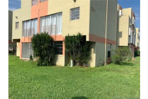 9321 SW 4th St #108e, Miami, FL 33174, Sold 02/26/21