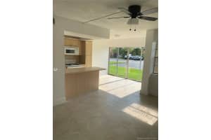 9321 SW 4th St #108e, Miami, FL 33174, Sold 02/26/21