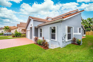 5469 NW 189th St, Miami Gardens, FL 33055, Sold 01/26/21