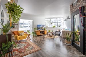 999 Brickell Bay Dr, Miami, FL 33131, Sold 03/04/21